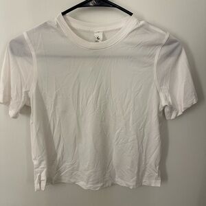 Lululemon women’s White Short-Sleeve workout Top